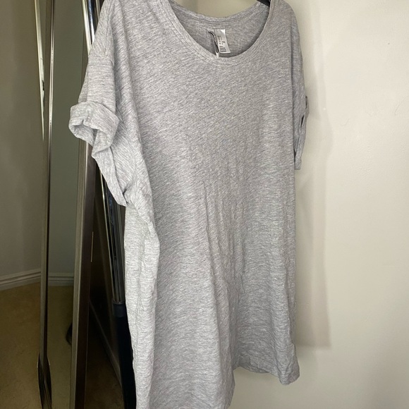 HM TSHIRT DRESS/BIG TEE - Picture 2 of 5